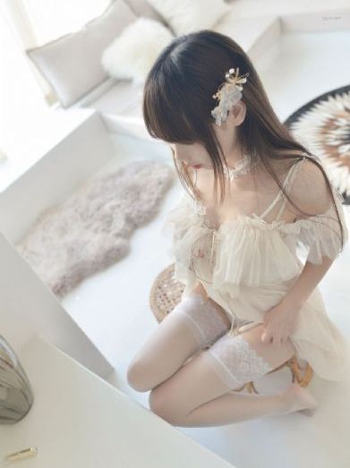 年轻女教师4三级