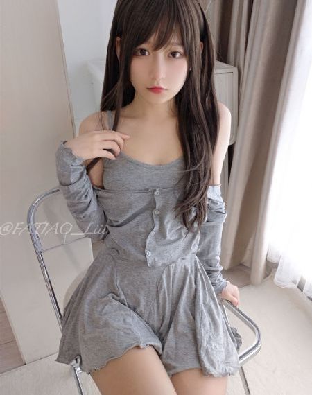 国产白嫩护士被弄高潮69